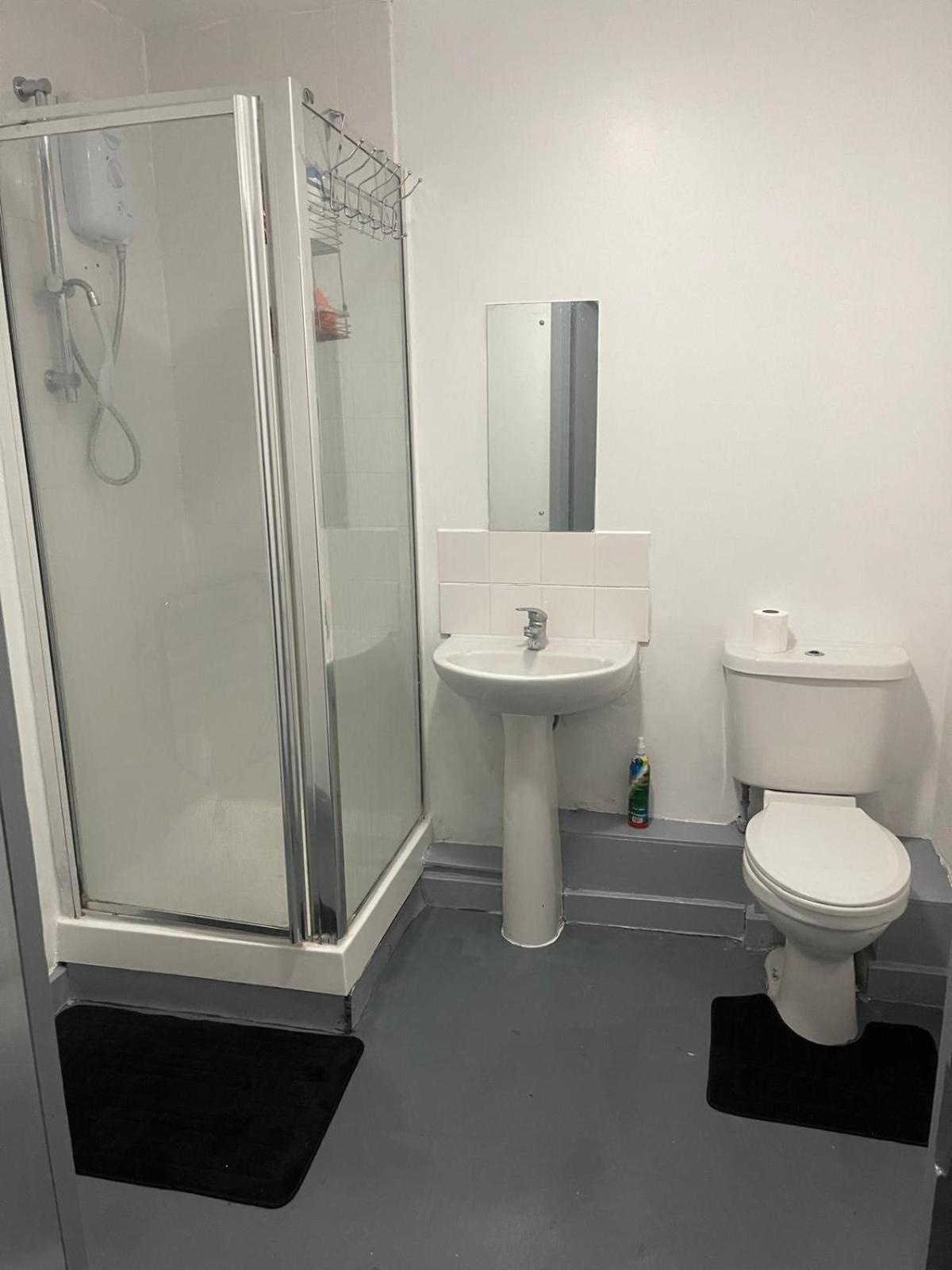 D'chin Dorcelle Apartment Norbury (Greater London)